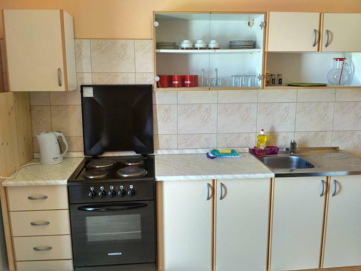 Apartmani Tonica Sukosan Exterior photo